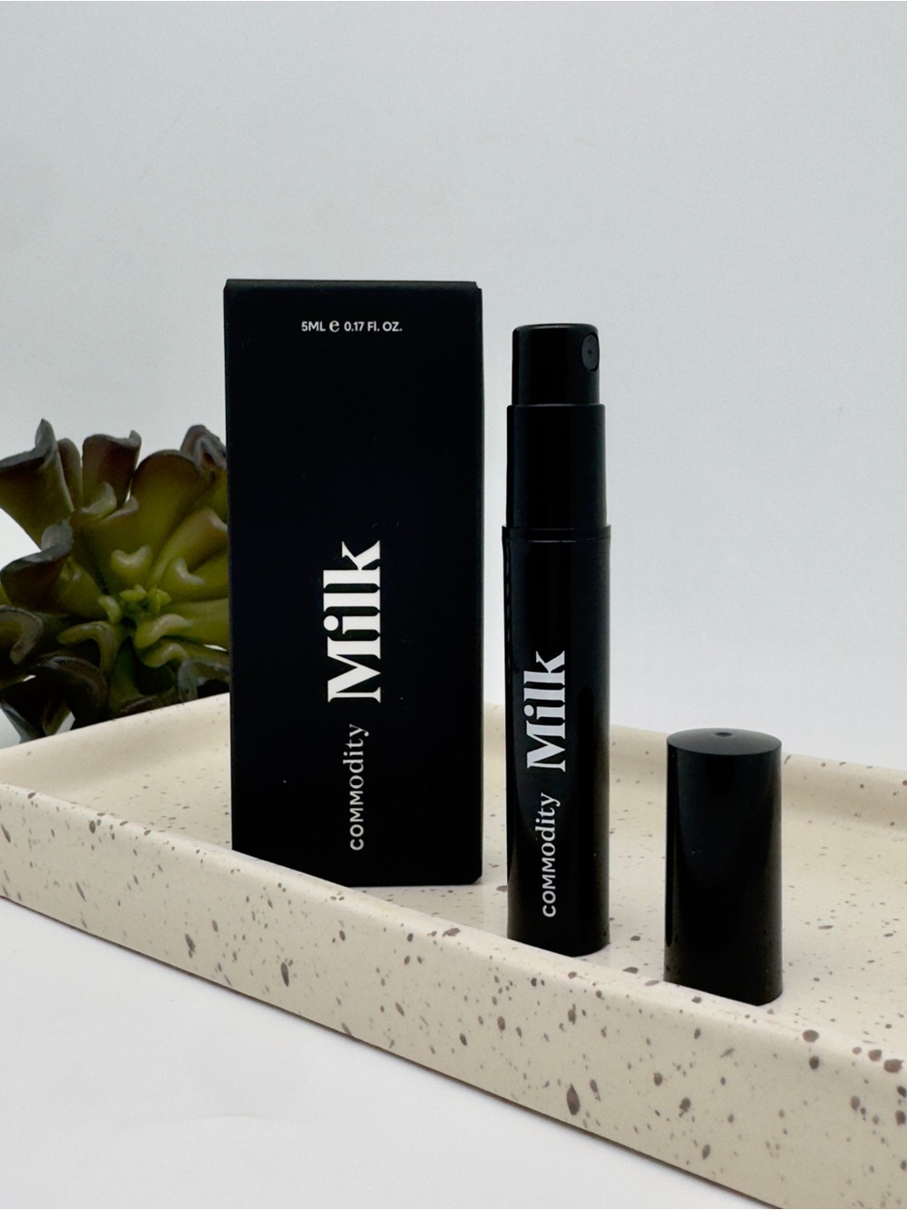 NEW NIB Commodity MILK Perfume
Scent Space EXPRESSIVE Travel
Mini 5ml/0.17oz